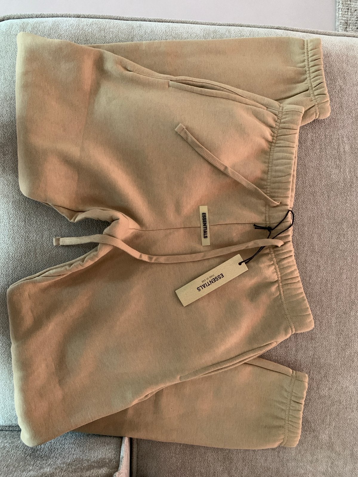 Essentials Fear of God Joggingbroek - Maat XL(M/L), Ophalen of Verzenden, Nieuw, Maat 56/58 (XL), Beige