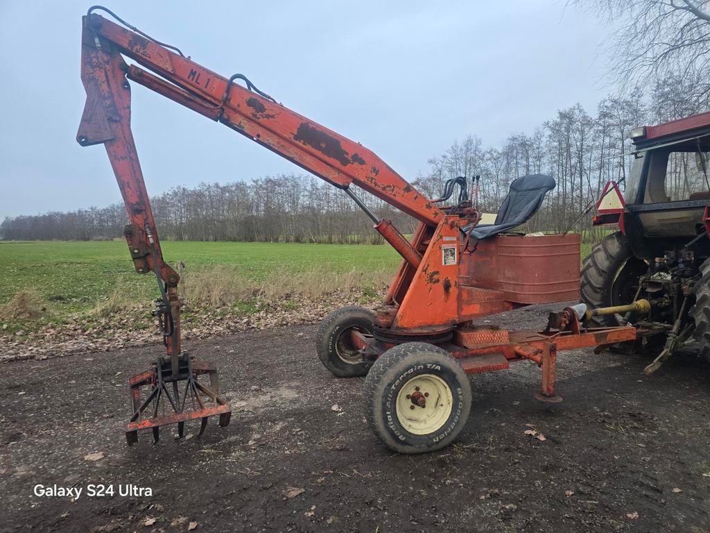 Getrokkren kraan  mestlader oersterk en goed, Zakelijke goederen, Agrarisch | Werktuigen, Ophalen of Verzenden, Akkerbouw, Oogstmachine