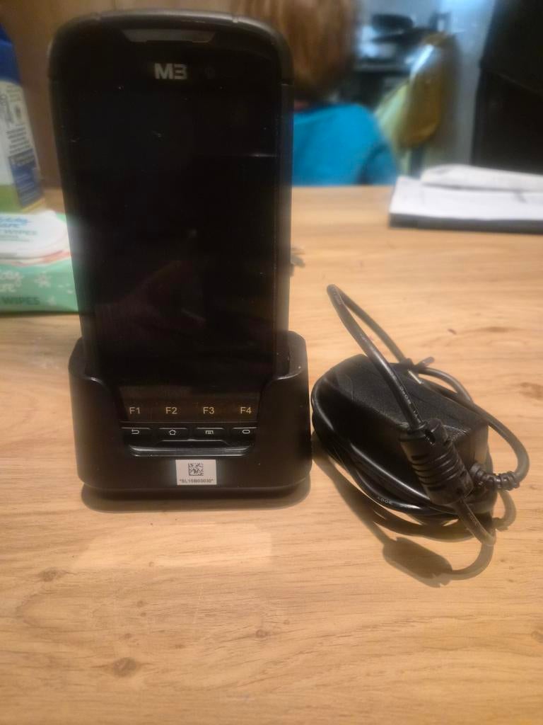 Mobiele telefoon dock met adapter, Ophalen of Verzenden