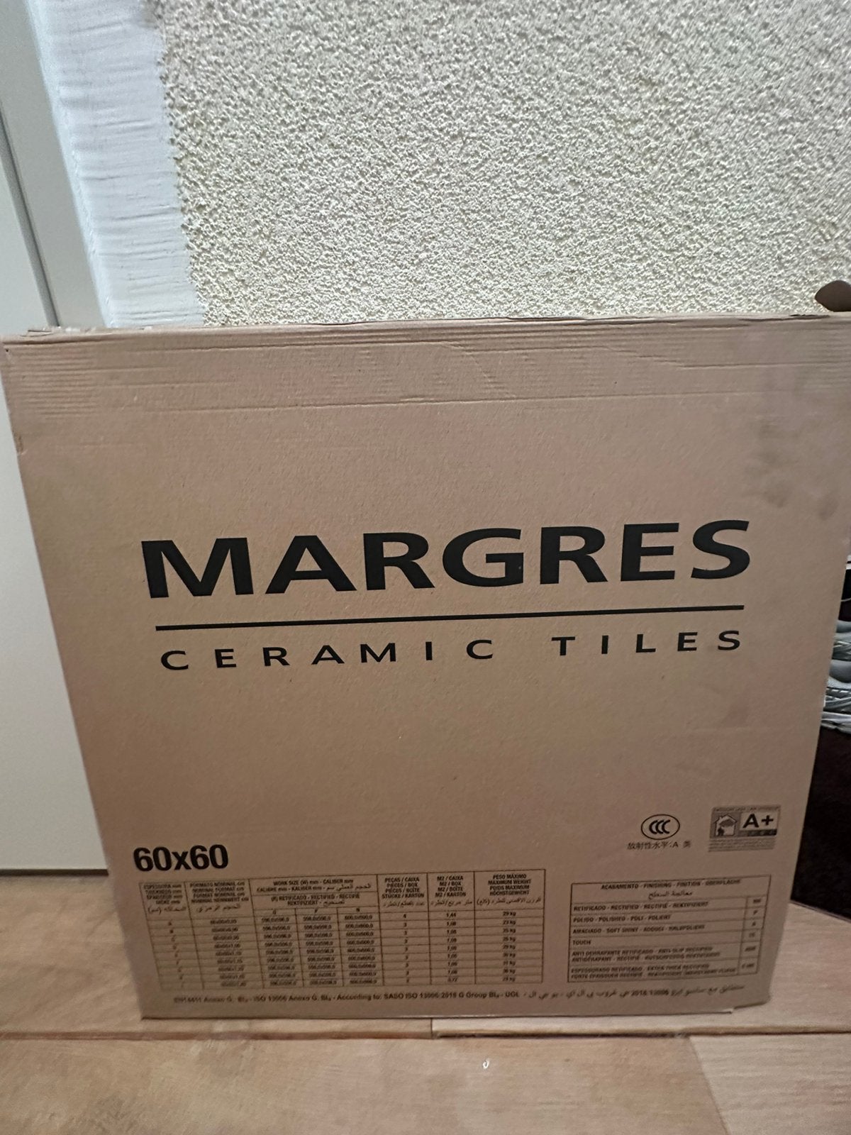 Margres Time 2.0 Snow (licht beige) 60x60 keramische tegels, Doe-het-zelf en Verbouw, Ophalen, Zo goed als nieuw, Vloertegels