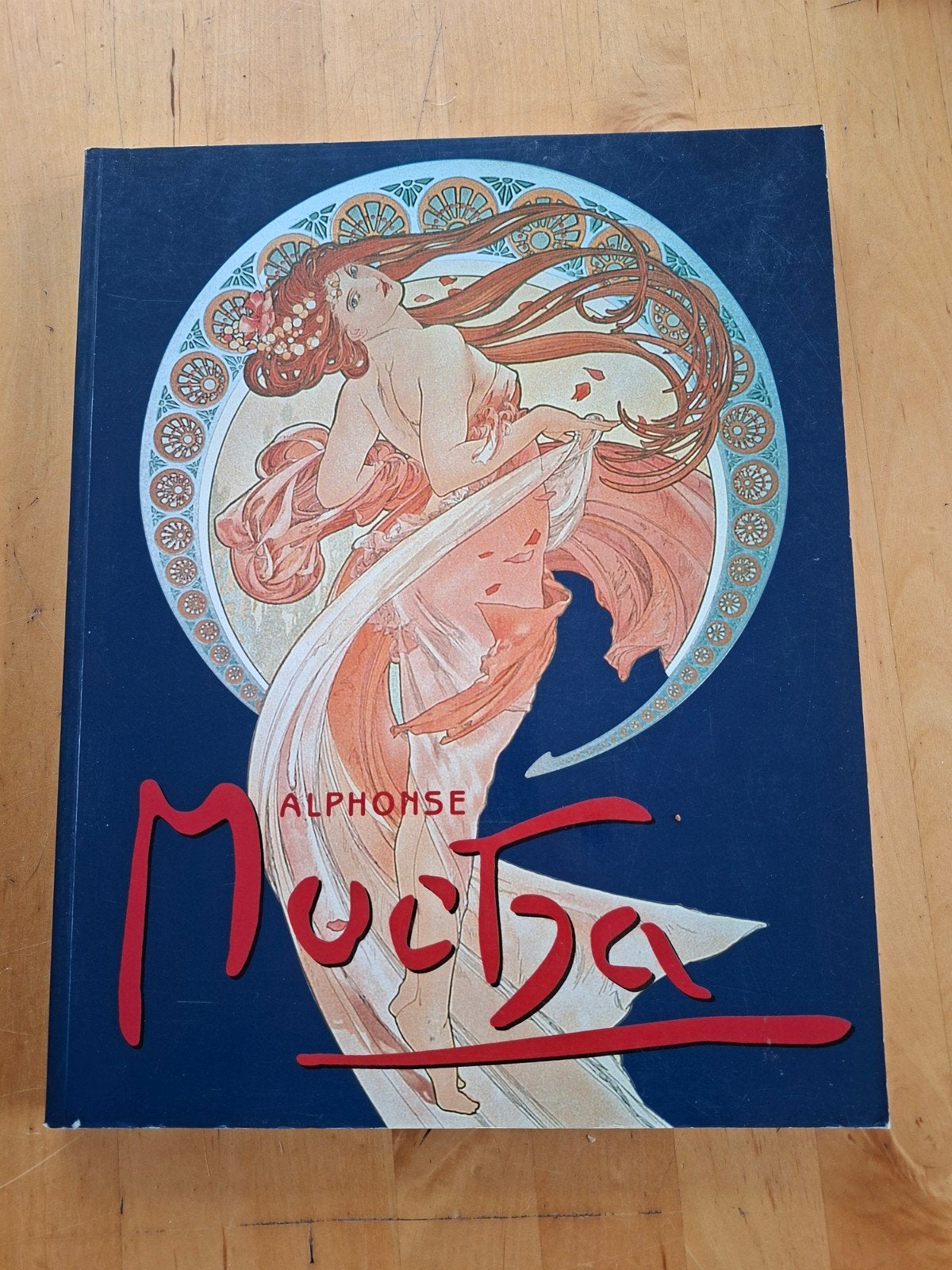 Mucha: Art Nouveau Meesterwerk Boek, Boeken, Ophalen of Verzenden, Zo goed als nieuw, Fotografie algemeen, Alphonse Mucha