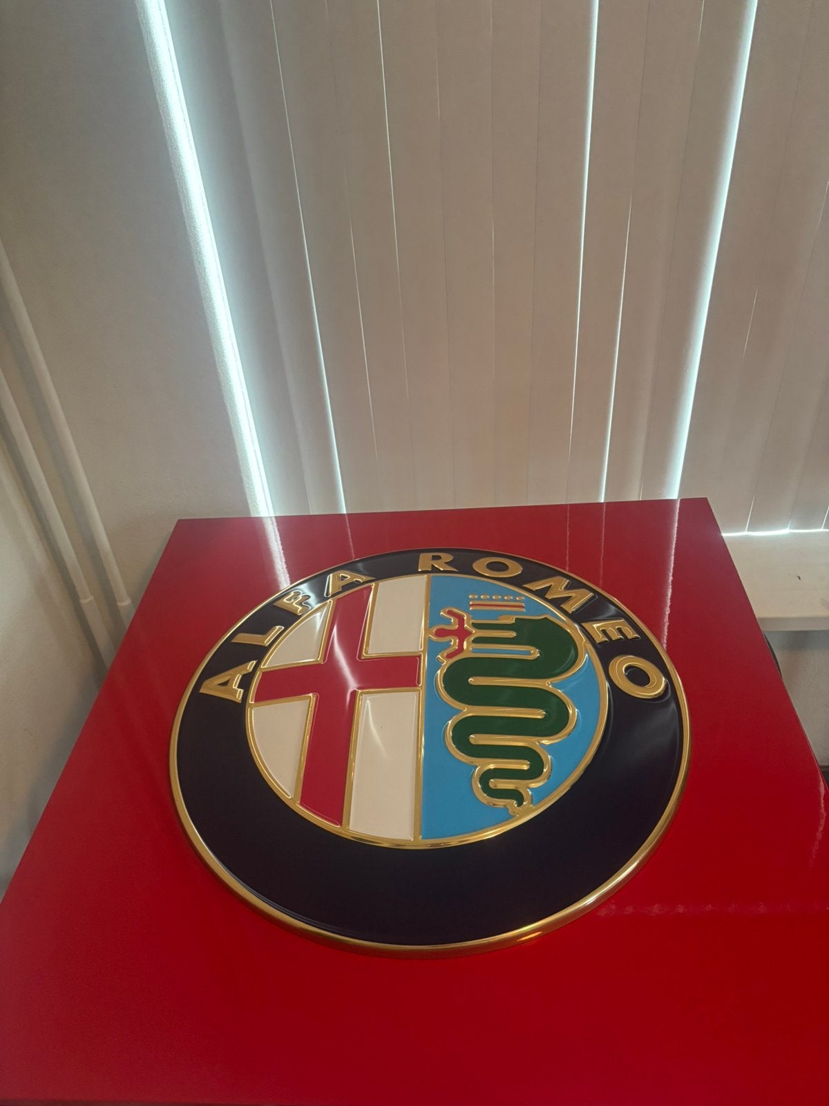 Groot Alfa Romeo Logo Wanddecoratie 90x90, Ophalen, Zo goed als nieuw