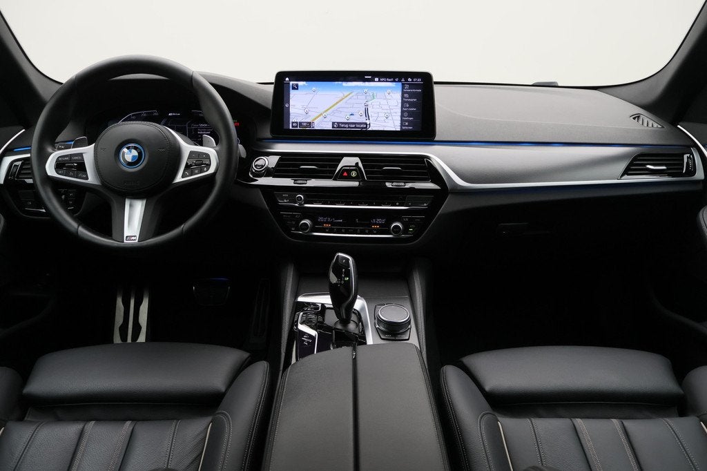 BMW 5 Serie Touring 530e Business Edition Plus M Sport Leer,, 1998 cc, Achterwielaandrijving, Gebruikt, 4 cilinders