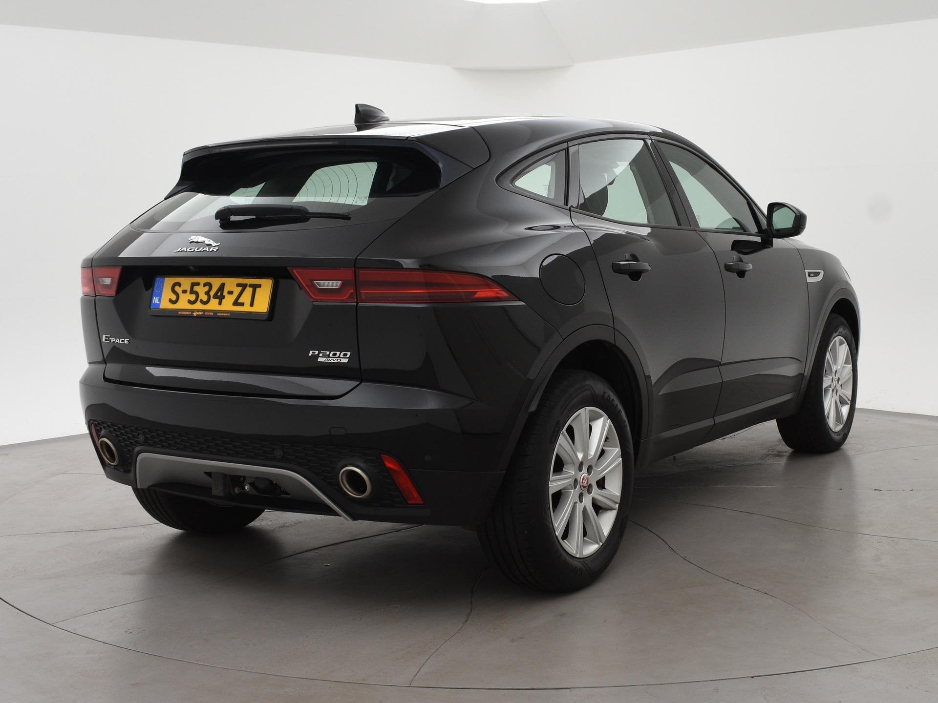 Jaguar E-PACE 2.0 P200 AWD S + CARPLAY | AFN. TREKHAAK | STA, Auto's, 4 cilinders, Zwart, Leder, Bedrijf