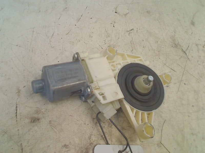 Motor Raammechaniek Rechts Achter C (W204) 2013, Gebruikt, Mercedes-Benz AG, Mercedes-Benz, Mercedesstraße 120, Stuttgart 70372, , Duitsland