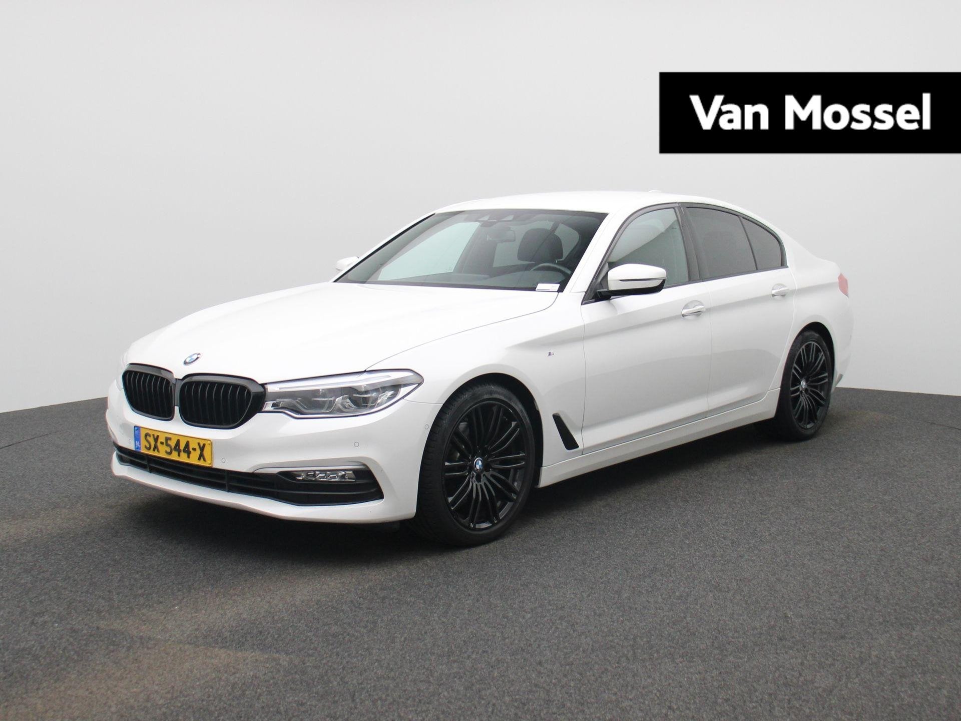 BMW 5-serie 520i High Executive | LEDER | STOELVERWARMING |, Automaat, Achterwielaandrijving, Gebruikt, 4 cilinders