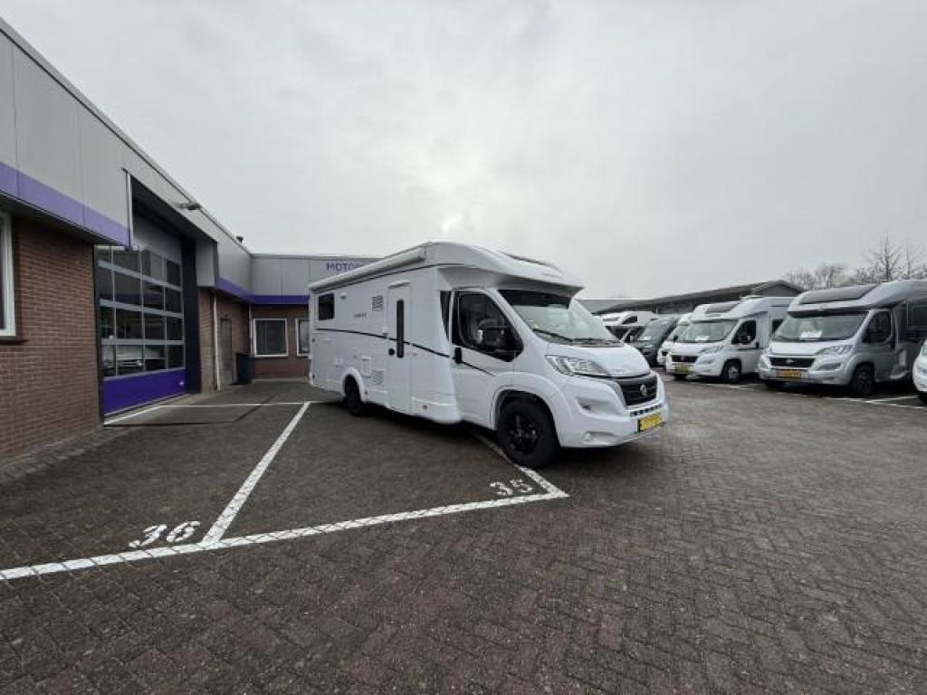 Dethleffs Trend 7057 EB E&P Level DakAirco Slechts 8, Caravans en Kamperen, Campers, Bedrijf, tot en met 4, Half-integraal, Dethleffs