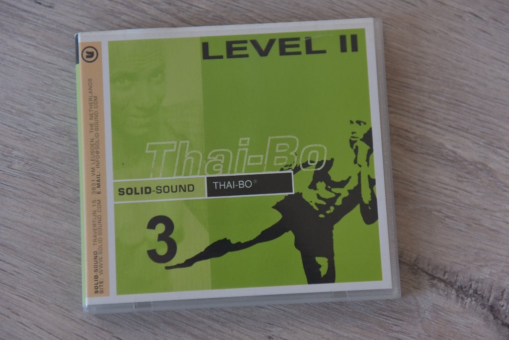 SOLID SOUND THAI -BO LEVEL II 17 geweldige nummers, Verzenden, Inclusief doosje, Zo goed als nieuw, Verzamelalbum