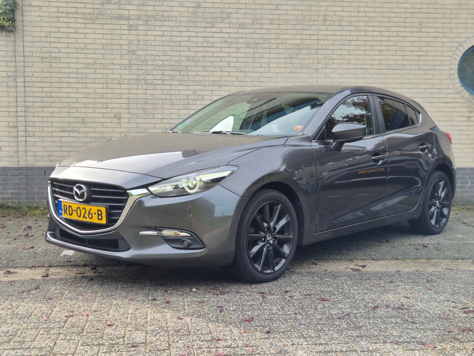 Mazda 3 2.0 Skyactiv-g 88KW HB 2017 Grijs, Auto's, Voorwielaandrijving, 1998 cc, 4 cilinders, Origineel Nederlands