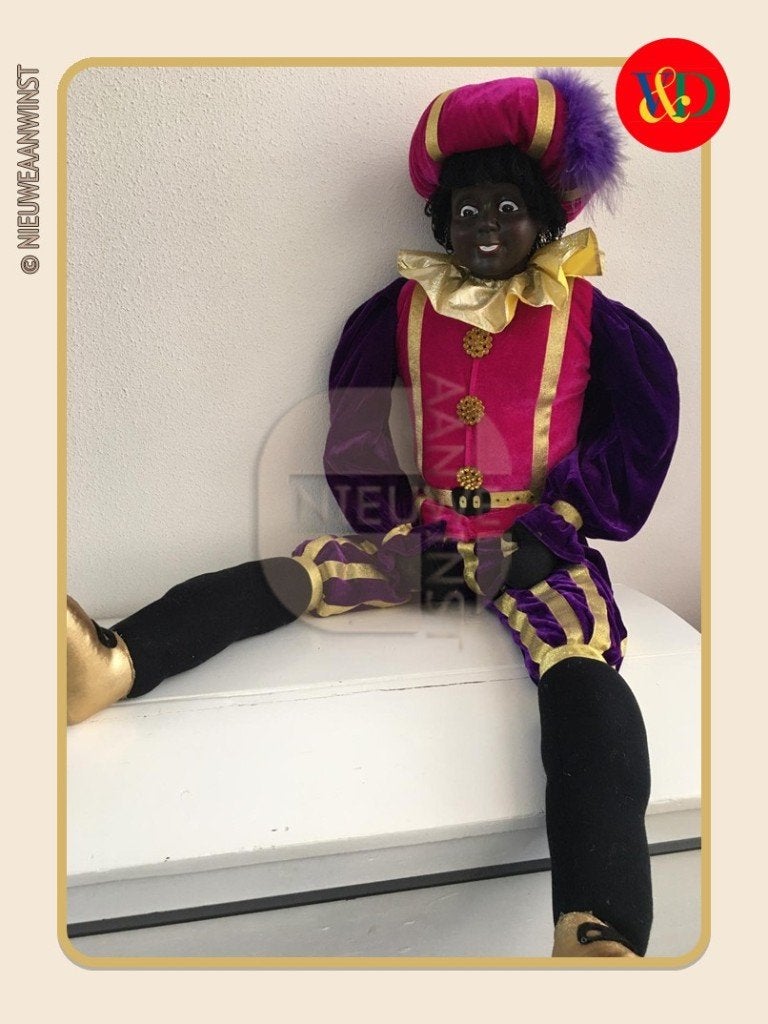 Nostalgische V&D etalage Piet pop - roze/paars - 110cm, Diversen, Verzenden, Zo goed als nieuw