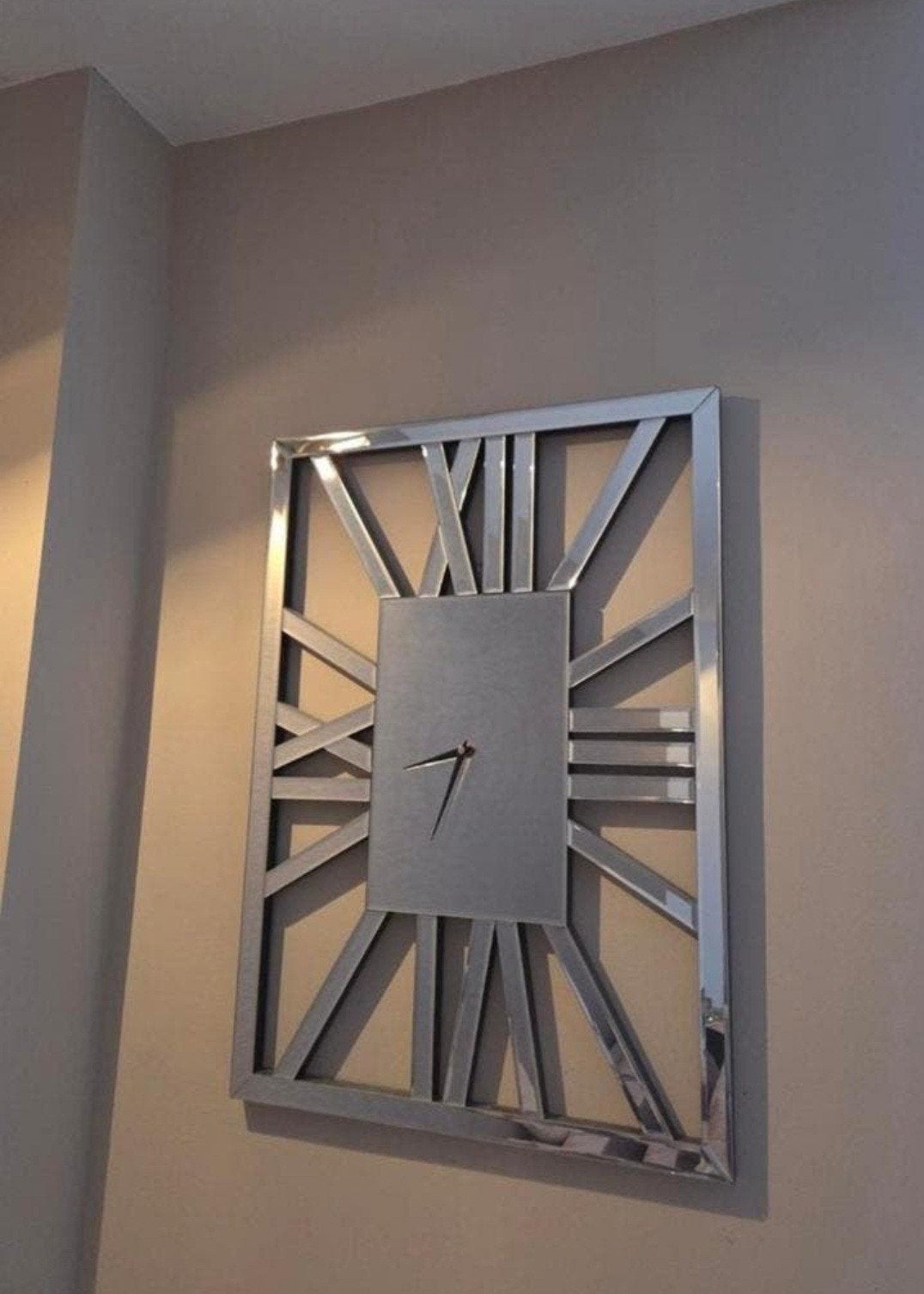 Wandklok klok spiegel glas zilver, Ophalen of Verzenden, Wandklok