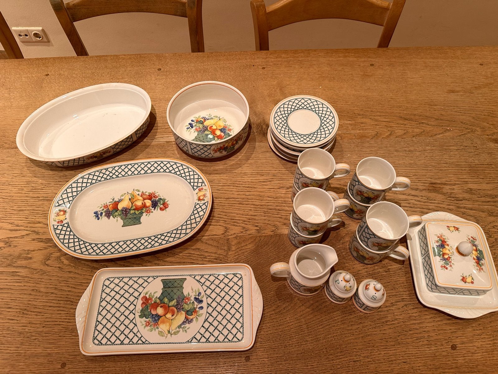 Villeroy & Boch Basket Servies - Compleet en Zo Goed als Nie, Ophalen, Zo goed als nieuw, Overige stijlen, Porselein
