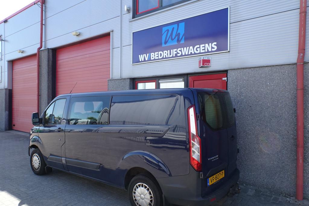 Ford Transit Custom 290 2.2 TDCI L2H1 Trend DC 6 zitter airc, Overige carrosserieën, Ford, 2198 cc, Buitenvaart 2110-3
7905SX  HOOGEVEEN, NL