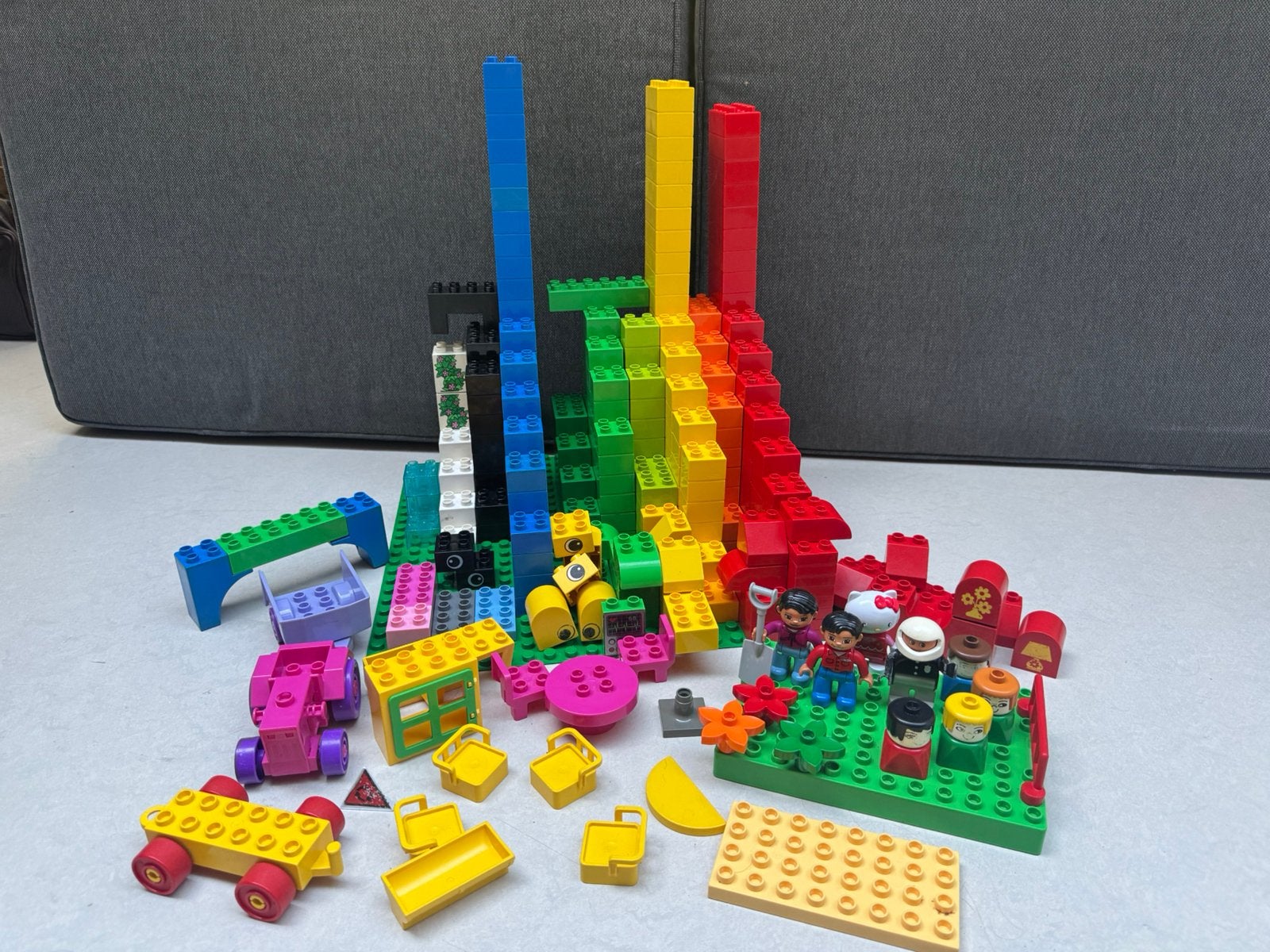 Grote LEGO DUPLO partij – 12 sets + ruim 400 losse stenen