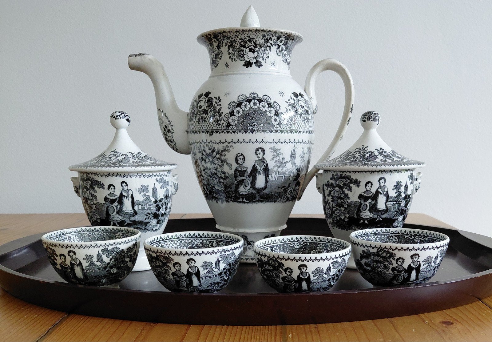 Setje oud Orphands Nimy en Boch Freres, Ophalen of Verzenden