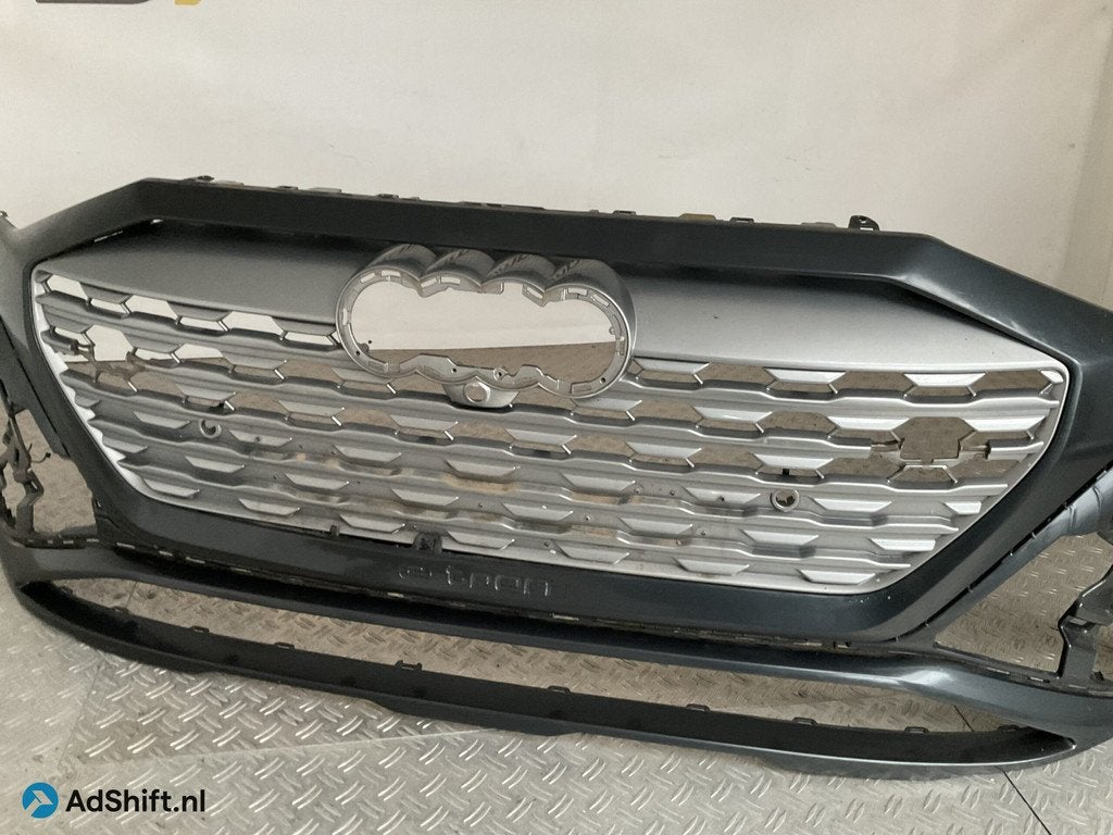 Bumper Audi Q8 4KE E-Tron ETron 22- 4KE807725 Voorbumper H5-, Bumper