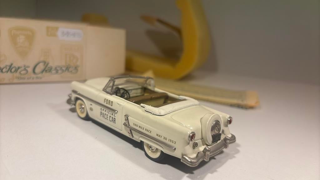 Ford sunliner 1953 collectors classics 1.43, Overige merken, Auto, Ophalen of Verzenden, A