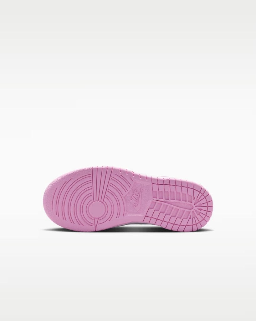 Nike Dunk Low - Meisjes kleuterschoenen - maat 28, Privacy@nike.com, Meisje, Sportschoenen, Nieuw