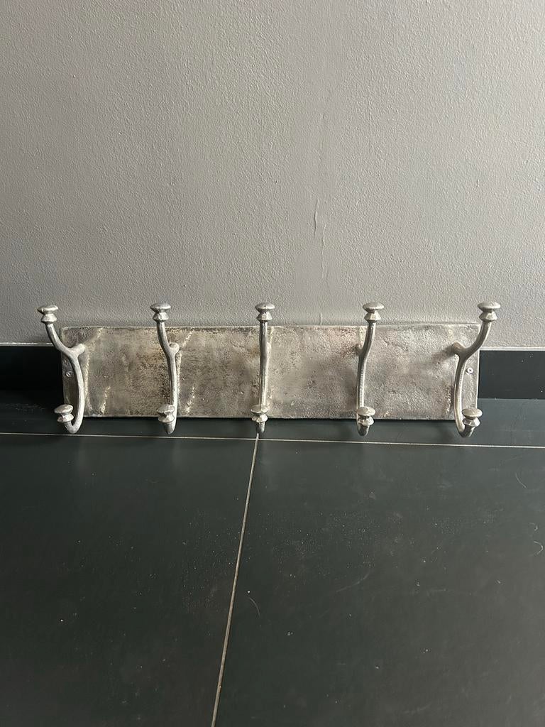 Vintage metal Riviera Mason wandkapstok met 5 haken, Gebruikt, Minder dan 100 cm, Metaal, Ophalen