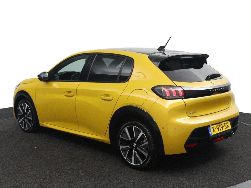 Peugeot 208 1.2*GT-LINE*PANO*CARPLAY*AUTOM*ECC*CRUISE*NAV*CA, 101 pk, Gebruikt, Euro 6, Leder en Stof