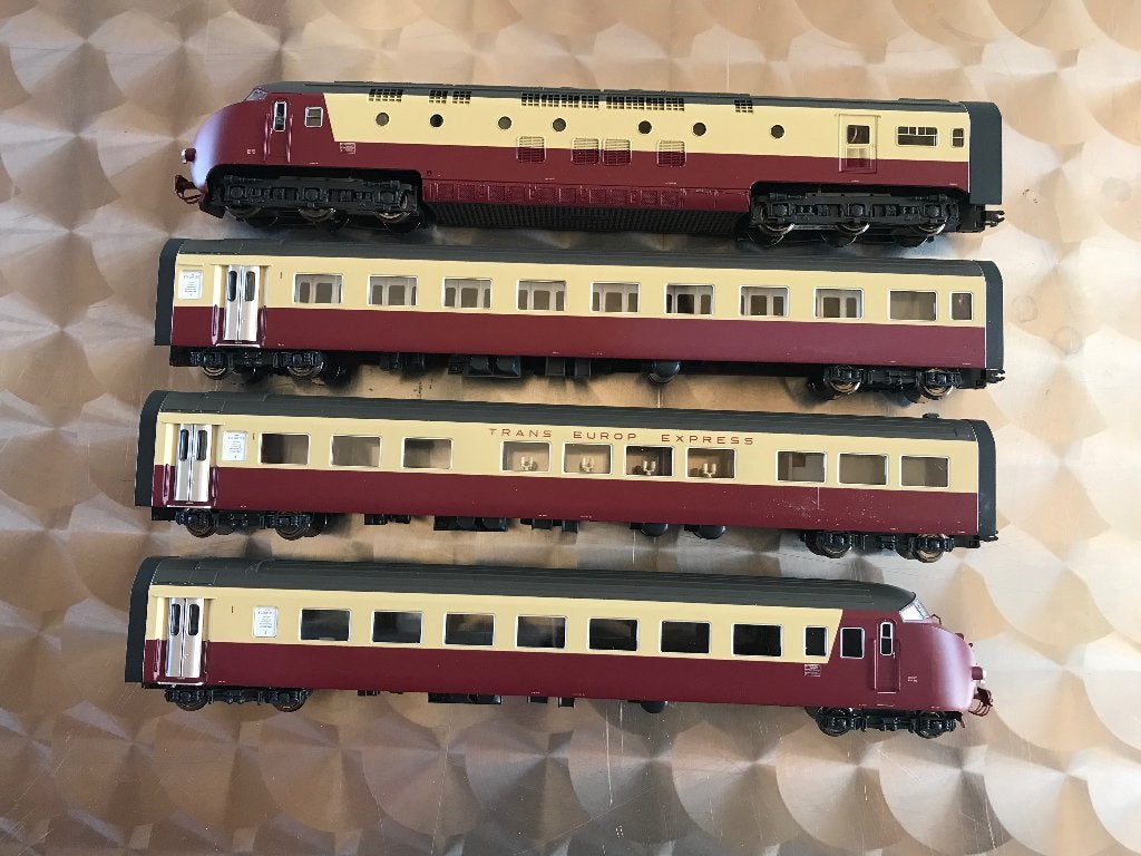 Trix 22131 SBB-CFF RAm 502 TEE, Hobby en Vrije tijd, Modeltreinen | H0, Treinset, Gelijkstroom, Trix, Nieuw