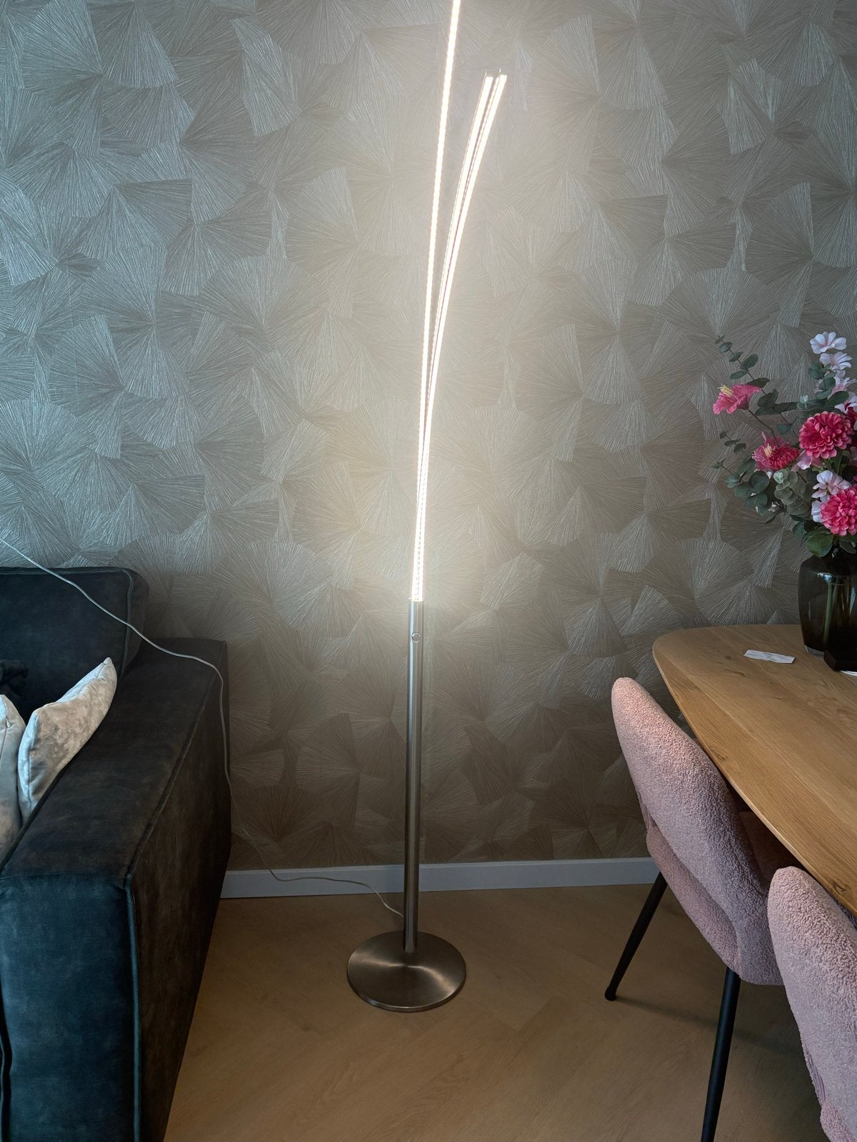 Moderne LED Vloerlamp - Gebogen Design, Ophalen, Overige fittingen, Zo goed als nieuw, Metaal