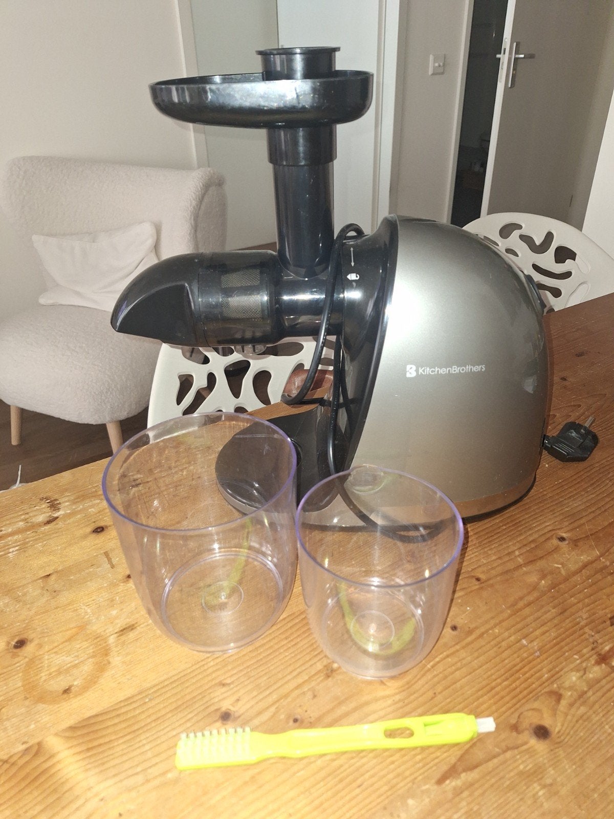 Slowjuicer Kitchenbrothers 700 ml, Witgoed en Apparatuur, Ophalen, Slowjuicer