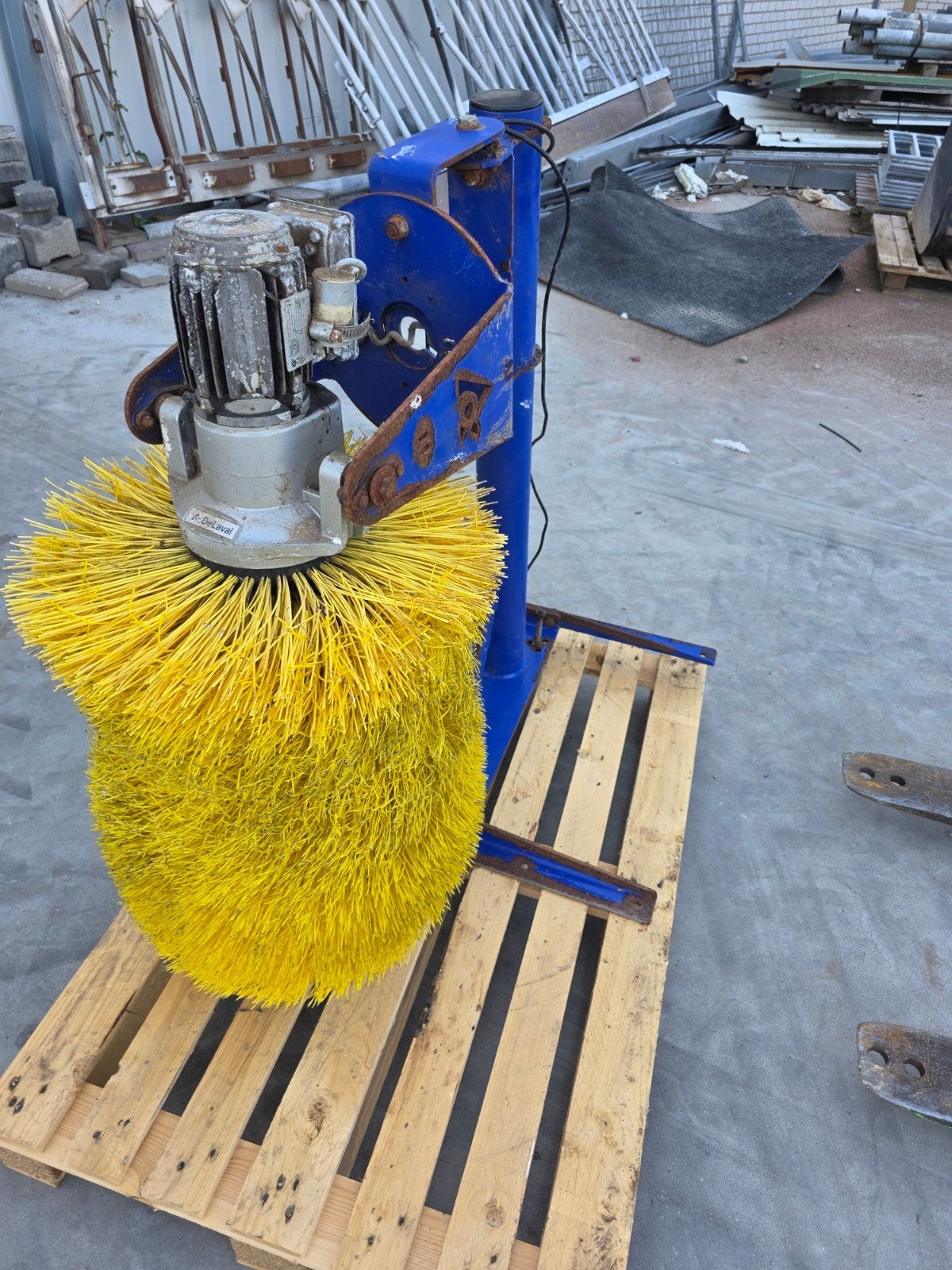 Delaval elektrische koeborstel, Dieren en Toebehoren, Stalling en Weidegang