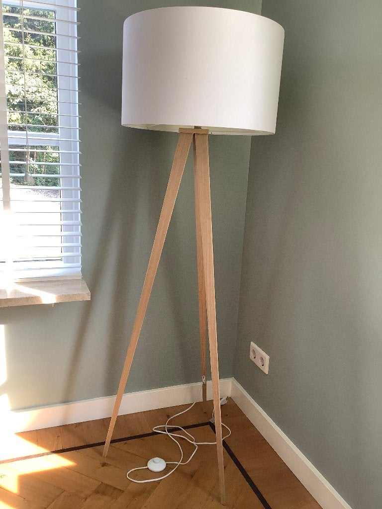 3 poot lamp, Ophalen, Zo goed als nieuw, 100 tot 150 cm