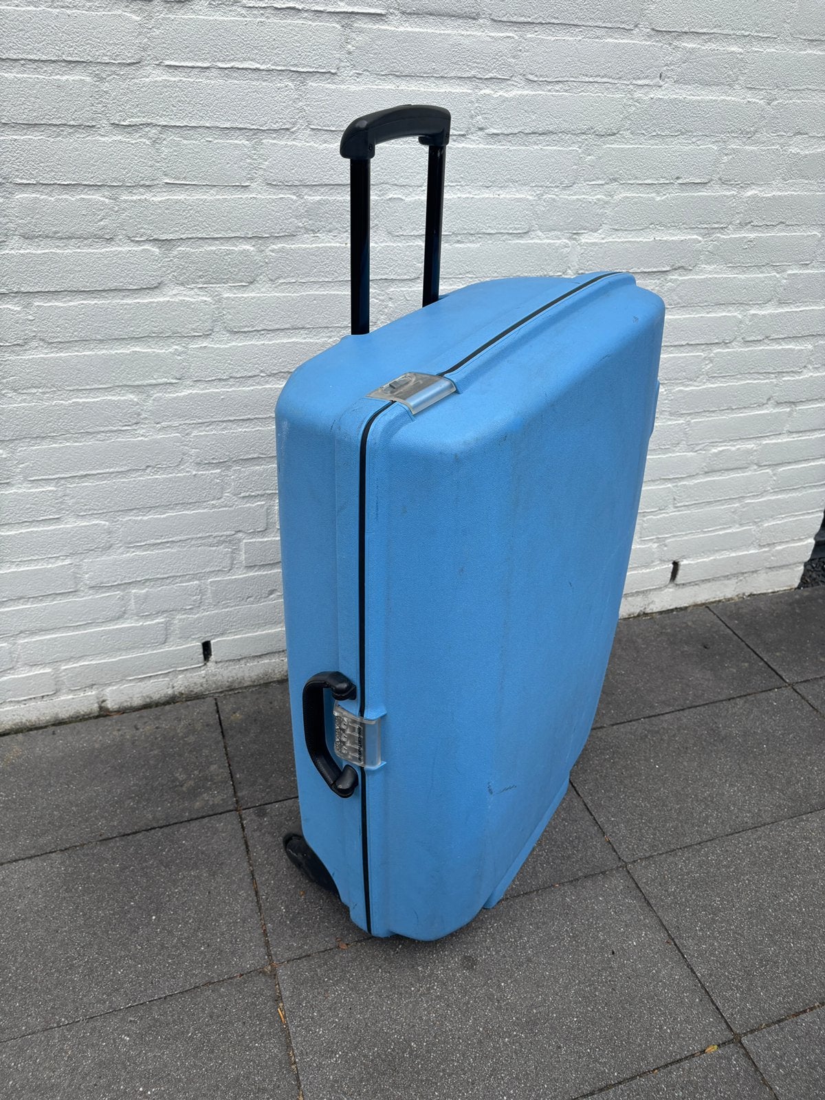 Grote vliegtuig koffer !, Ophalen, Hard kunststof, 45 tot 55 cm, Zo goed als nieuw