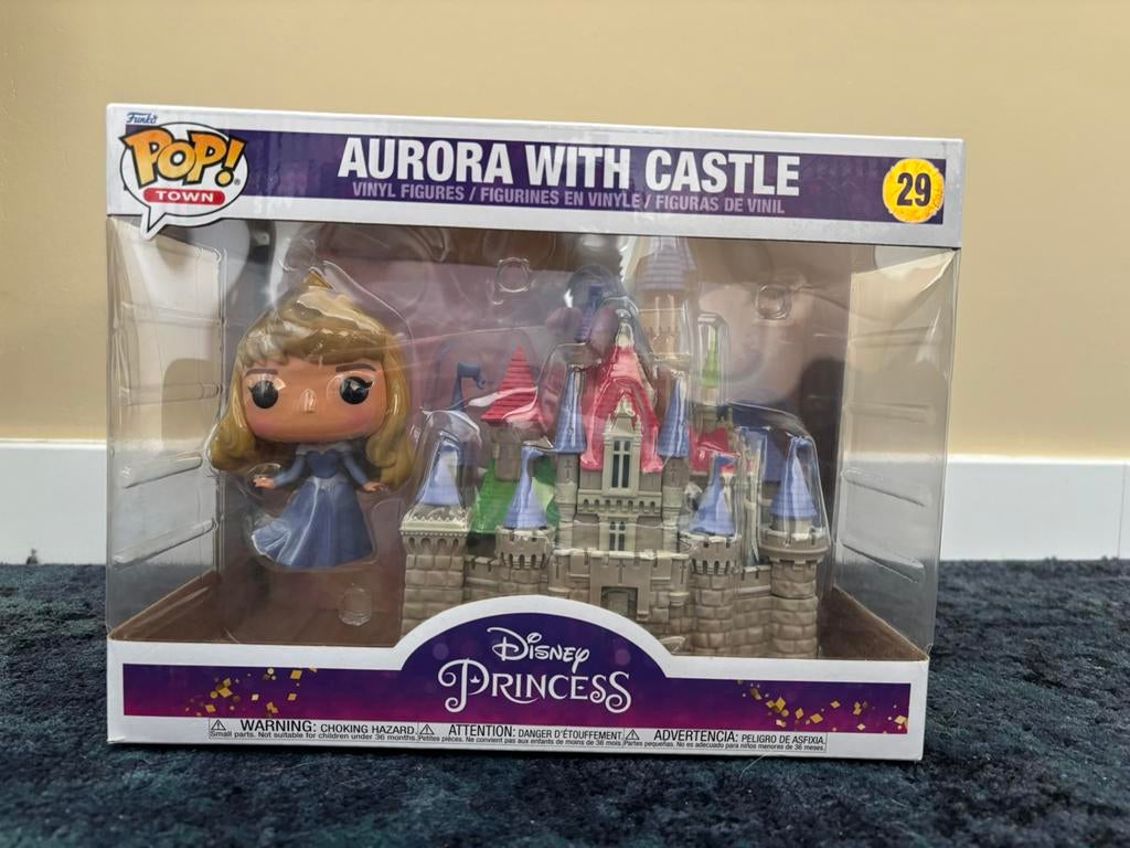 Funko pop town disney  castle, Verzamelen, Ophalen of Verzenden, Nieuw