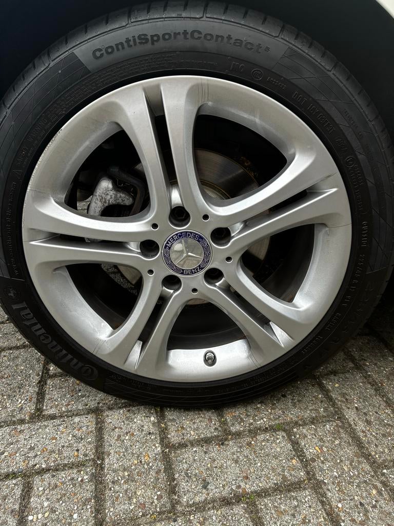 4 Continental banden 17 inch met Mercedes velgen, Auto-onderdelen, Banden en Velgen, Ophalen, Gebruikt, Banden en Velgen, 17 inch