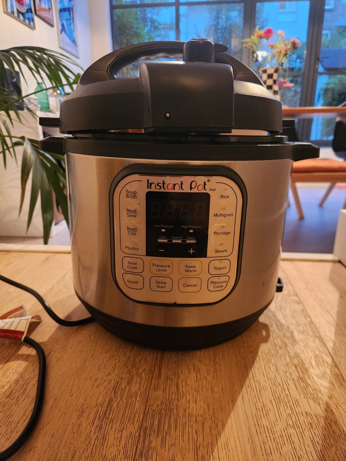 Instant Pot Duo met UK stekker - Zo goed als nieuw, 4 liter of meer, Ophalen, Zo goed als nieuw