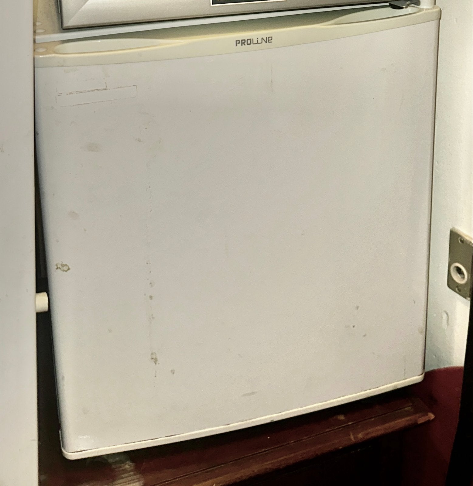 Compacte Proline koelkast met vriesvak, Gebruikt, Ophalen of Verzenden, Minder dan 75 liter, Met vriesvak
