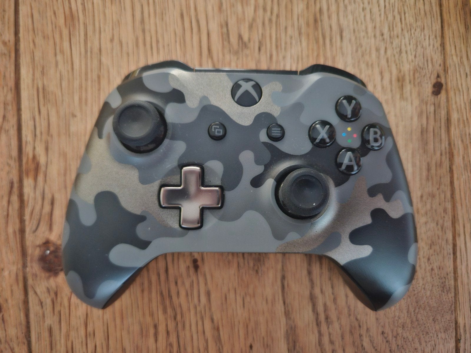 Xbox One Draadloze Controller Special Edition Night Ops Camo, Gebruikt, Xboxstraat 10, Xbon, Ophalen of Verzenden