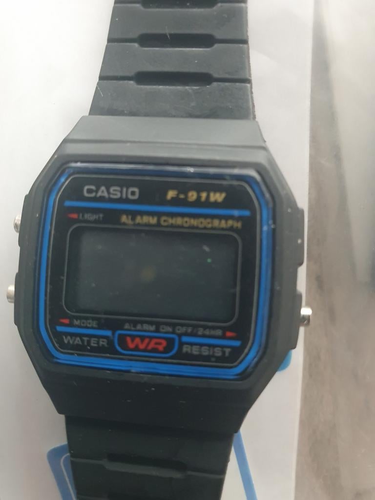 Casio F-91W Horloge - Nieuw in verpakking, Casio, Kunststof, Polshorloge, Nieuw