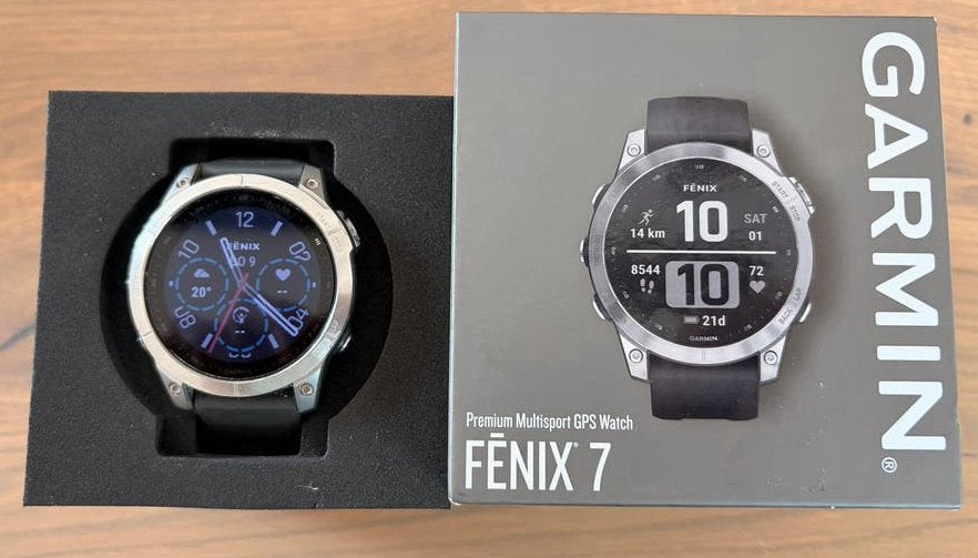 Garmin Fenix 7 Zilver 47 mm Multisport GPS Smartwatch, Afstand, Ophalen of Verzenden, Zo goed als nieuw, Waterdicht