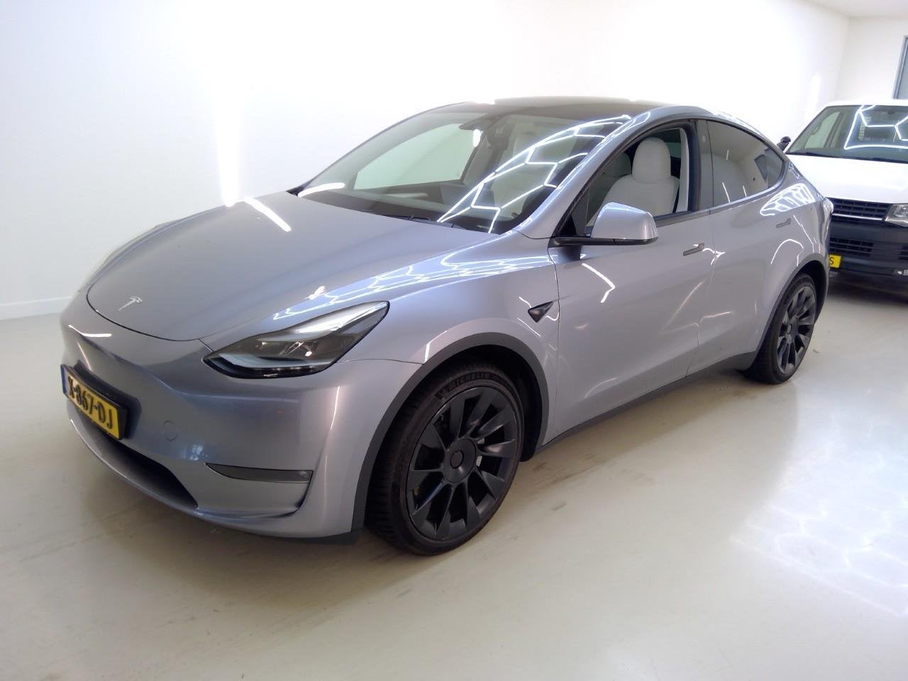 Tesla Model Y Long Range AWD 351pk 92,9% SoH [ WIT LEDER+QUI