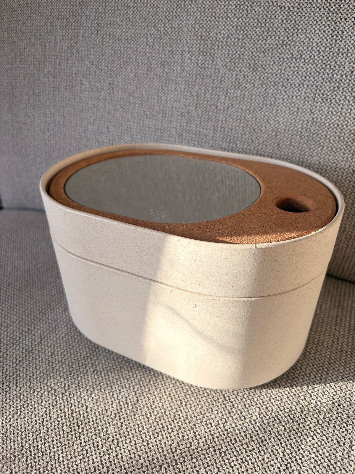 Ikea Saxborga opbergdoos met spiegel, Beige, Ophalen of Verzenden, Zo goed als nieuw, Natuurlijk materiaal