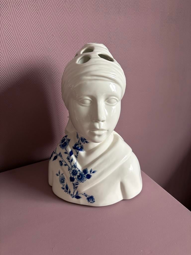 Delfts Blauw Meisje met de Parel Vaas, Ophalen
