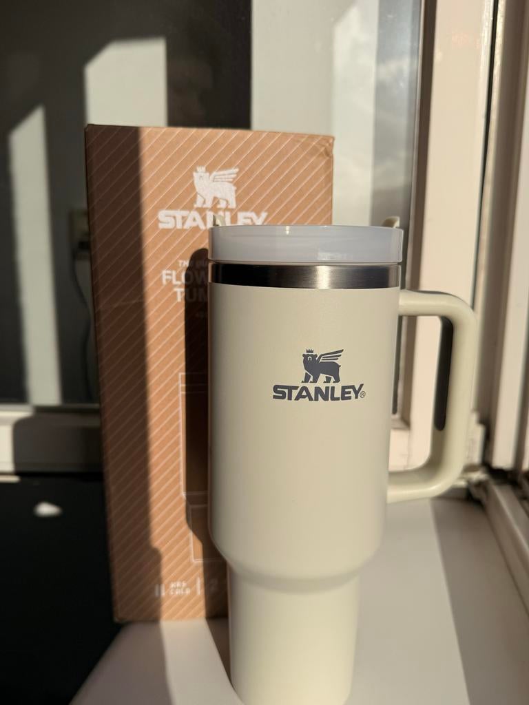 Nieuwe Stanley Cup - The Quencher H2.0 FlowState Tumbler, Ophalen of Verzenden, Nieuw