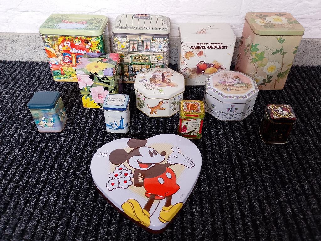 Blikken diverse (rechthoekig, achthoekig en Mickey Mouse), Verzamelen, Blikken, Ophalen of Verzenden, Gebruikt, Overige