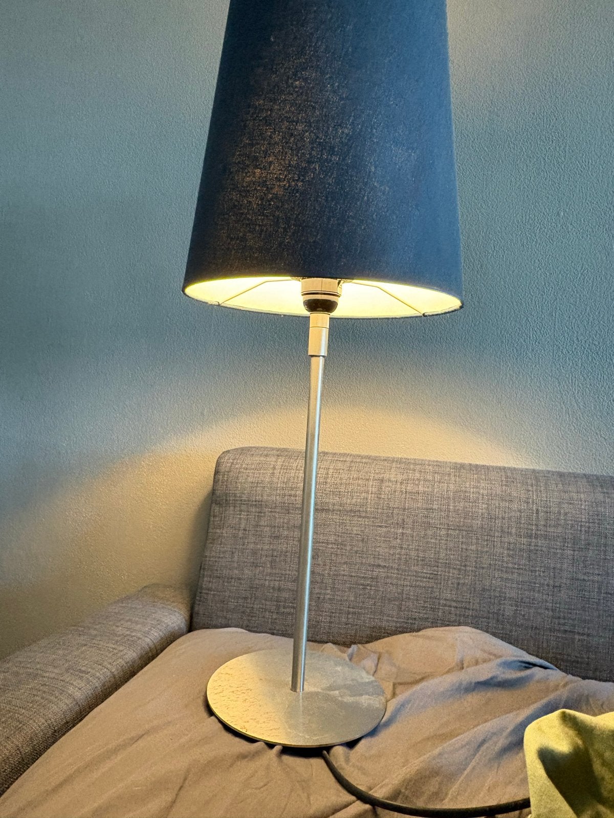 Moderne tafellamp met stoffen kap/ Modern tablelamp w fabric, Met schakelaar, Gebruikt, E27 (groot), Modern