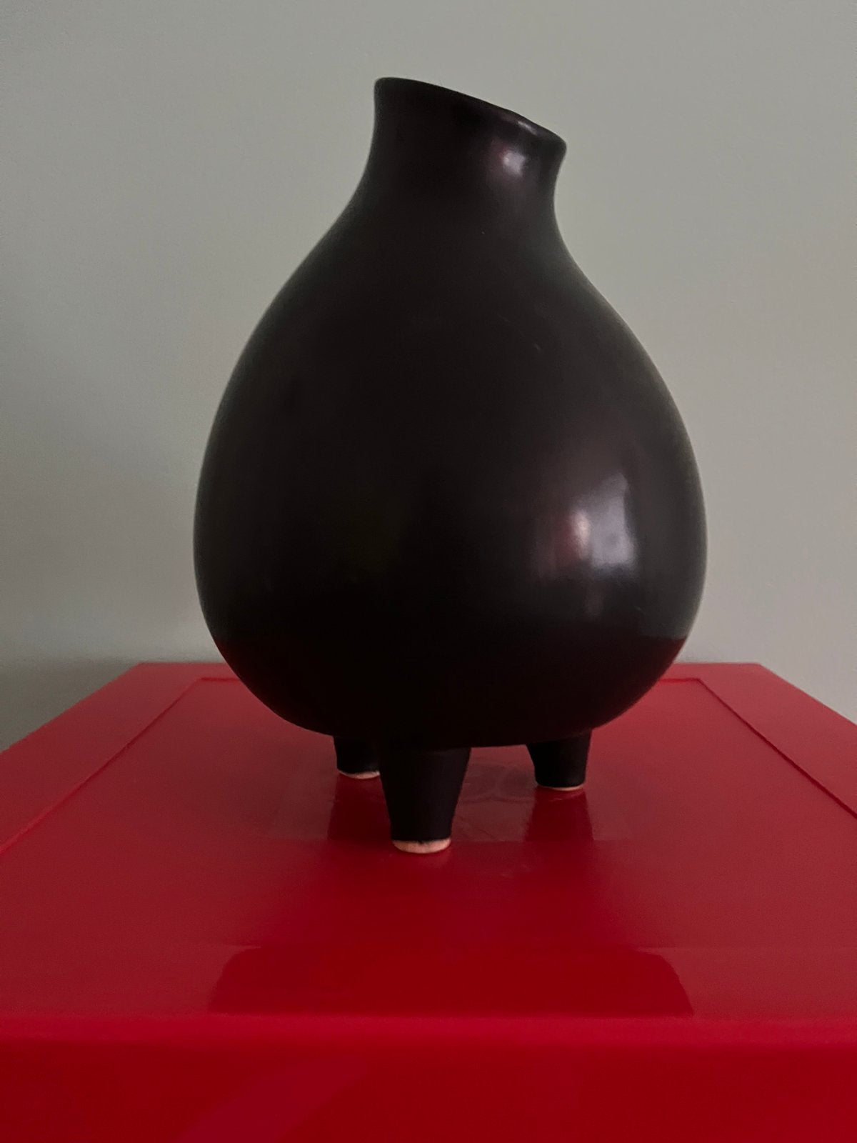 KERAMIEK. —  VAAS. —  ART DECO STYLE., Antiek en Kunst, Kunst | Designobjecten, Ophalen of Verzenden