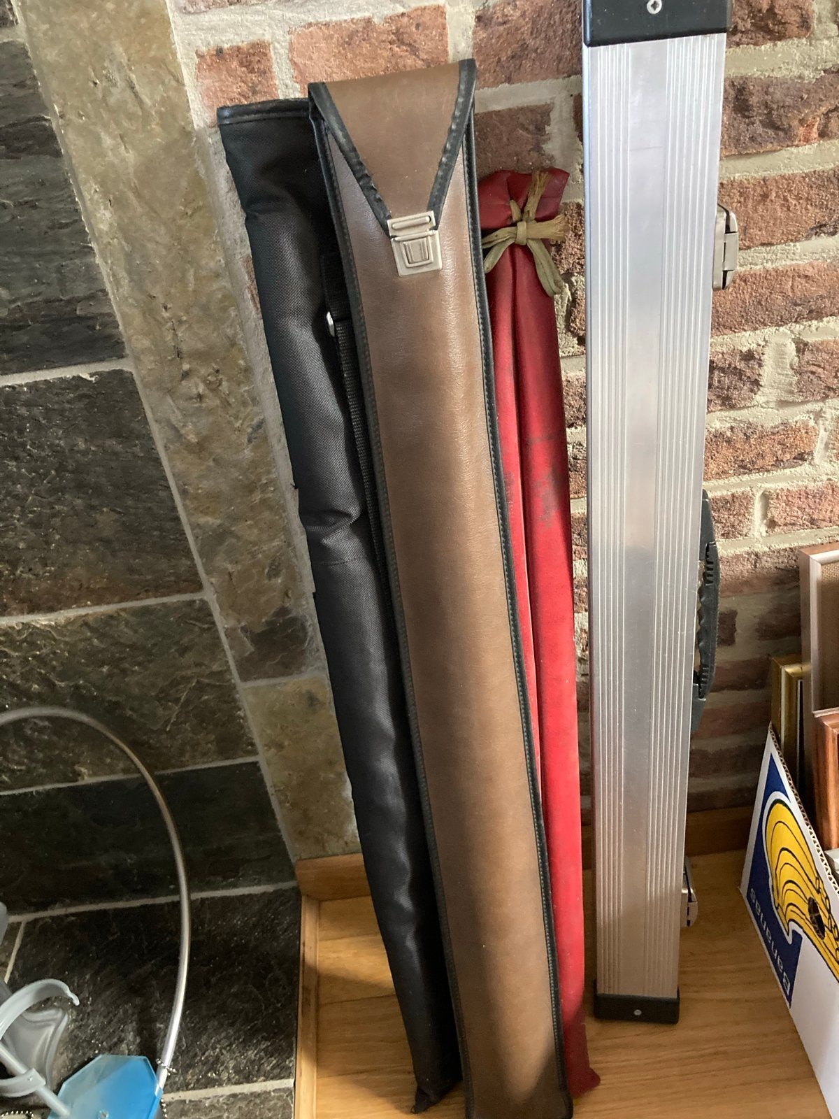 Biljartkeu koffer/hoes - Bruin en Zwart, Sport en Fitness, Biljarten en Poolen, Ophalen, Gebruikt, Keu of Ballen
