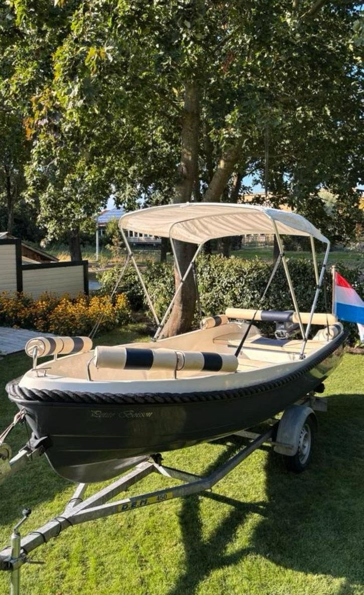 Sloep huren 440 (geen vaarbewijs nodig), Sloep of Motorboot