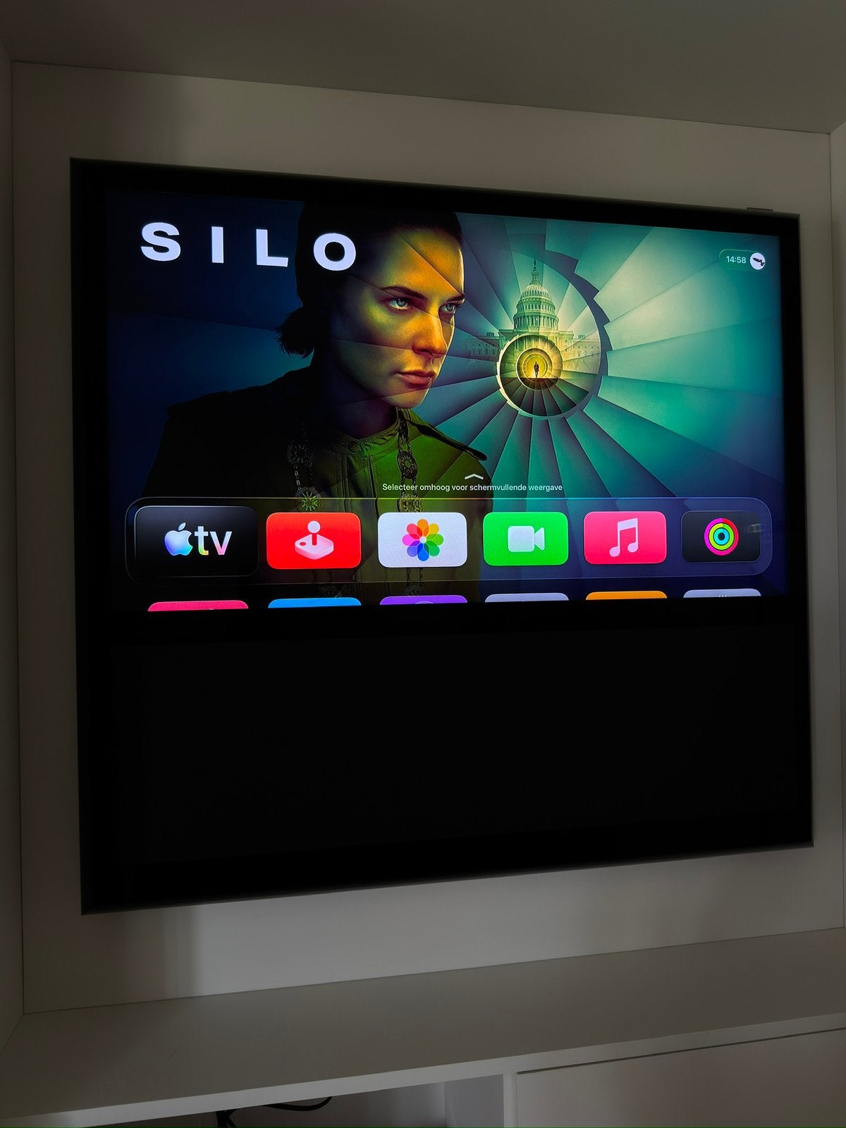 Bang & Olufsen - BeoVisio 10-40 incl. muurbeugel, Audio, Tv en Foto, Televisies, 40 tot 60 cm, Full HD (1080p), Ophalen, Overige merken