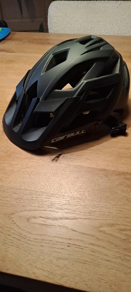 Fietshelm (race of mtb), Ophalen, Zo goed als nieuw, L, Heer of Dame