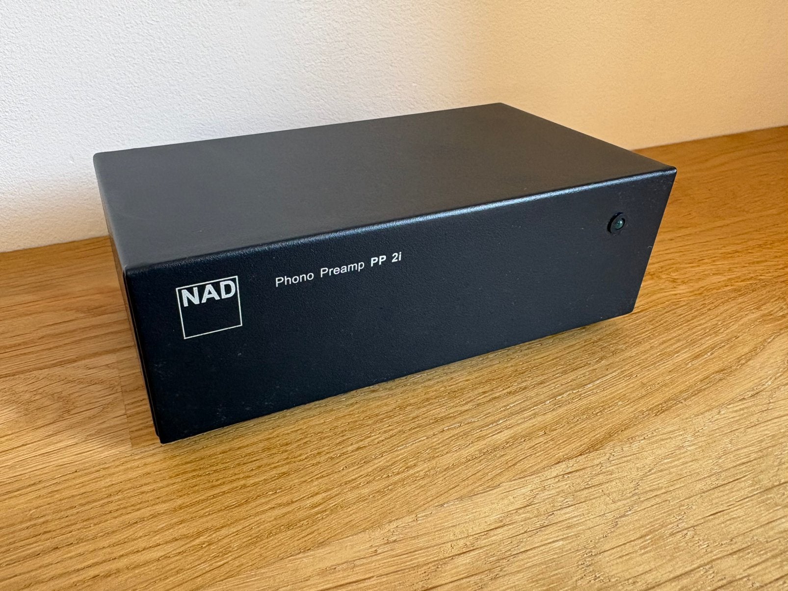 NAD PP2i, Audio, Tv en Foto, Overige systemen, Zo goed als nieuw, Minder dan 60 watt, Ophalen