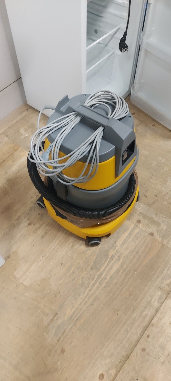 Ghibli & wirbel ASL 10 P Industriële nat en droog zuiger, Doe-het-zelf en Verbouw, Reinigingsmachines, Ophalen of Verzenden